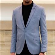 English Totur, who teaches students in very effective ways